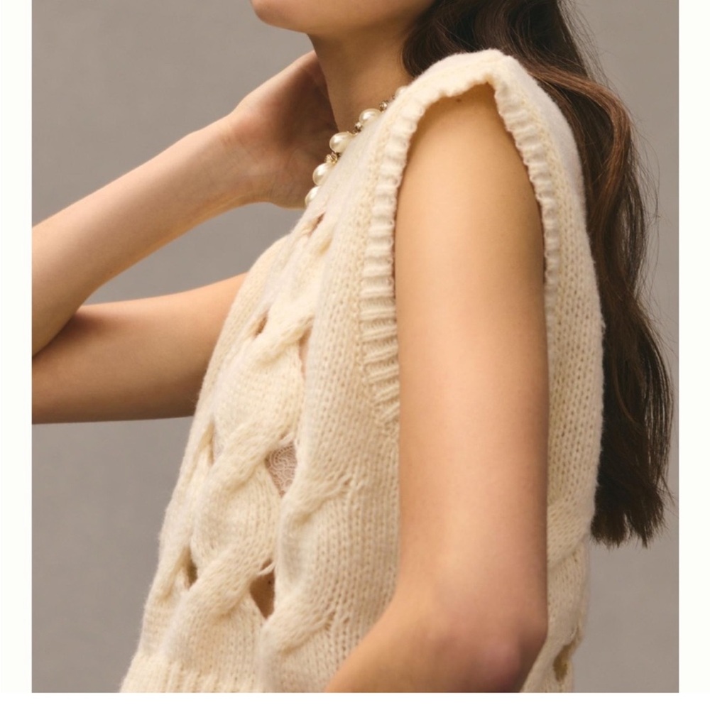 PILCRO Sweater Vest - Picture 2 of 7